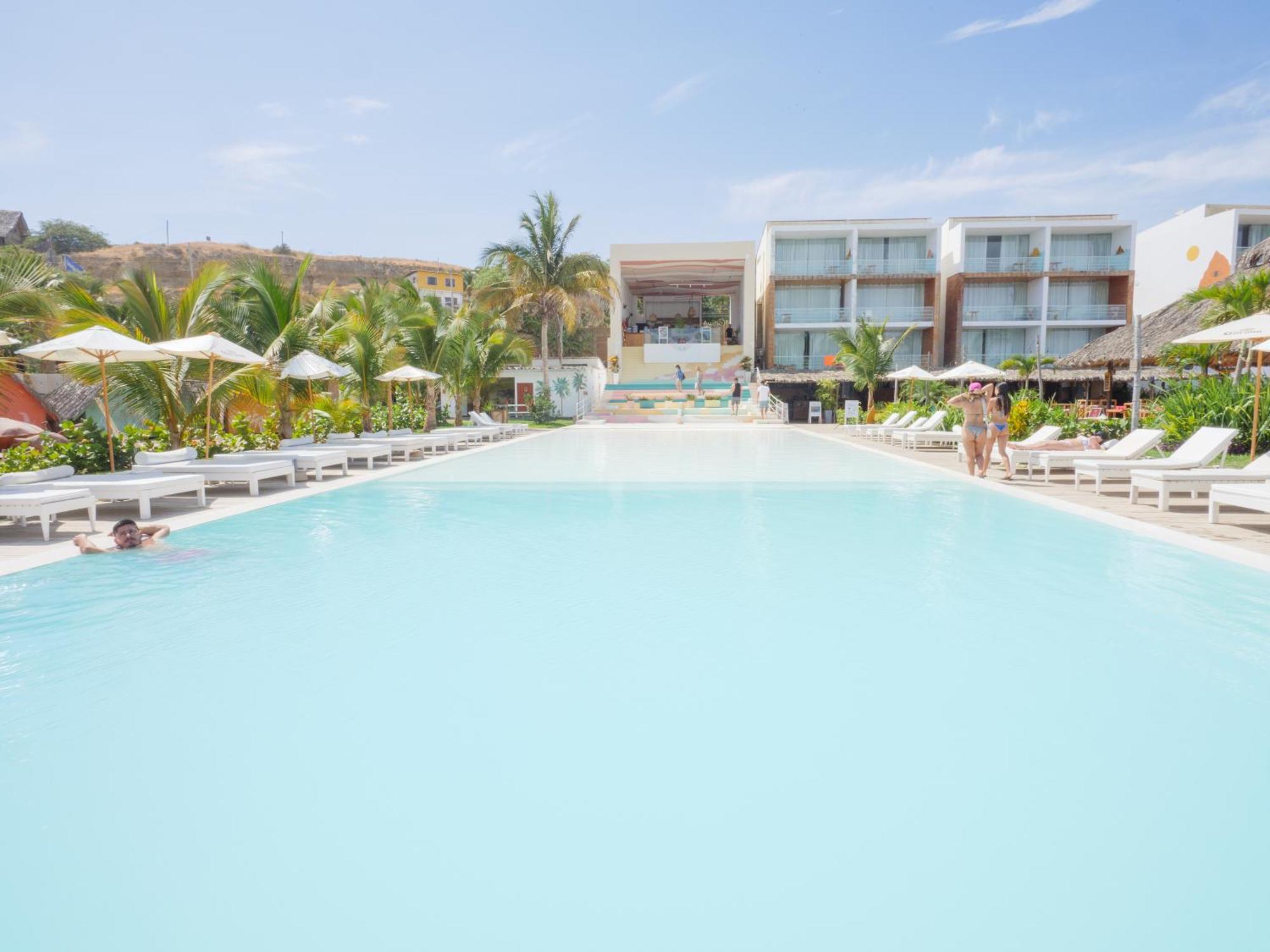 Socialtel Mancora Hotel Buitenkant foto