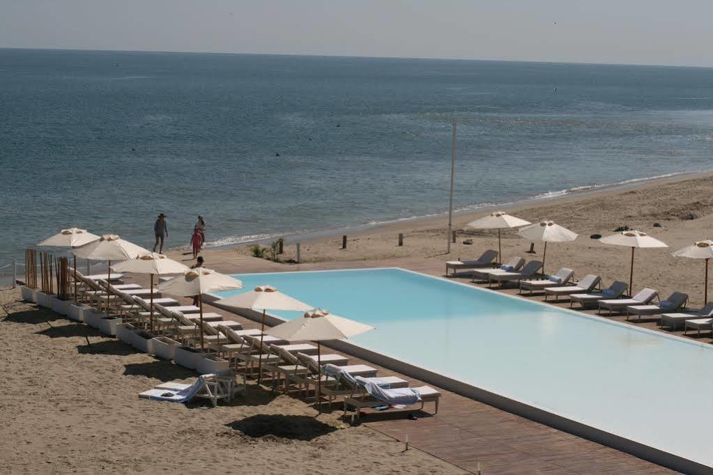 Socialtel Mancora Hotel Buitenkant foto
